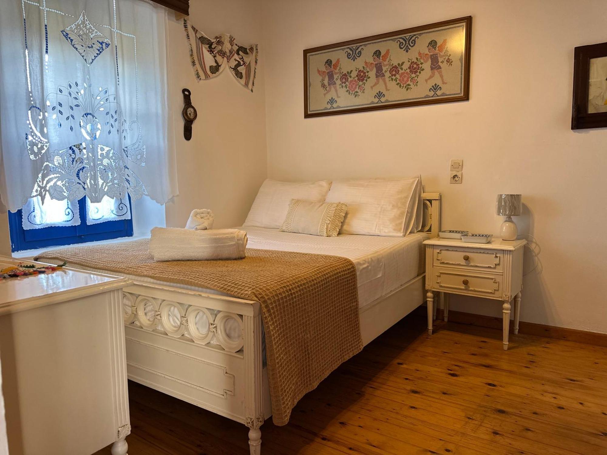 Emporios Traditional Sea View House Emporeios  Bagian luar foto