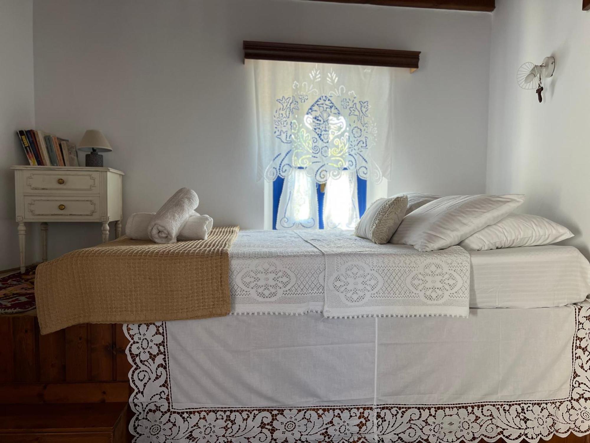 Emporios Traditional Sea View House Emporeios  Bagian luar foto